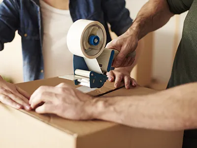 CÓMO EMBALAR CORRECTAMENTE TUS OBJETOS FRÁGILES PARA UNA MUDANZA SEGURA